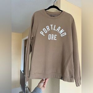 Brown Portland ORE Women's Large Crewneck Sweatshirt